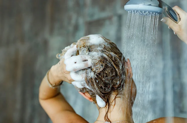 موهایتان را با آب سخت نشویید